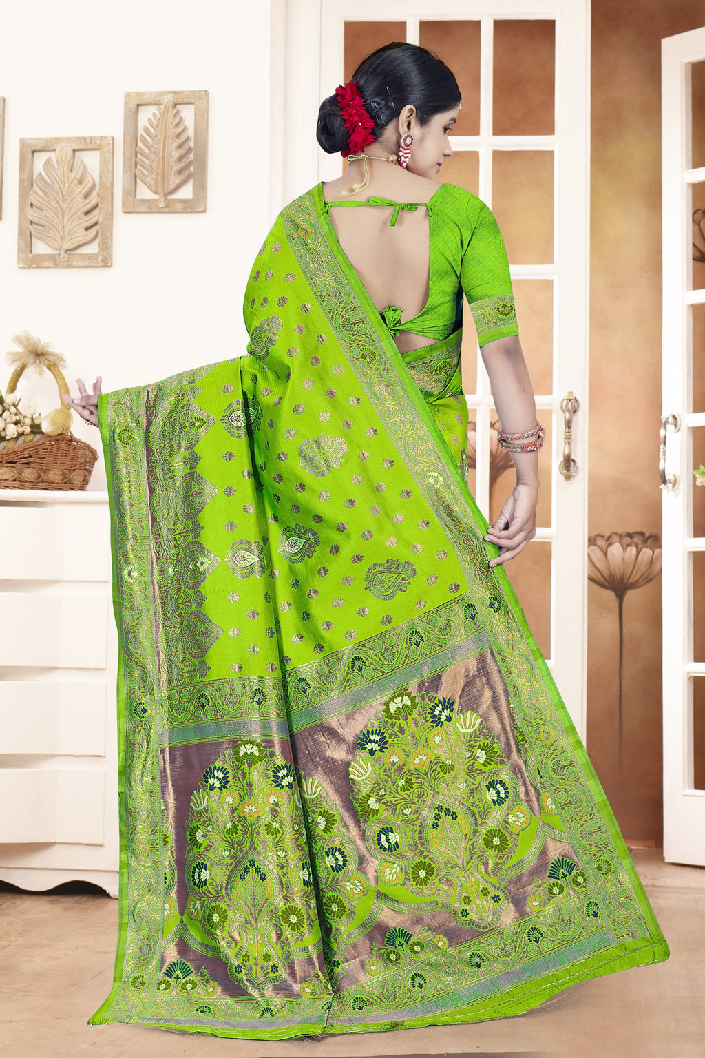 Paithani-style Art Silk Jacquard Saree with Peacock Pallu – Parrot Green